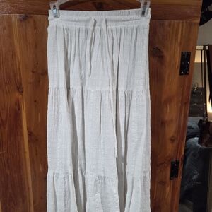 Mi Ami Textured White Midi Skirt